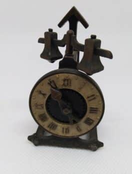 Taille crayon ancien - Play Me - L'horloge - N°963