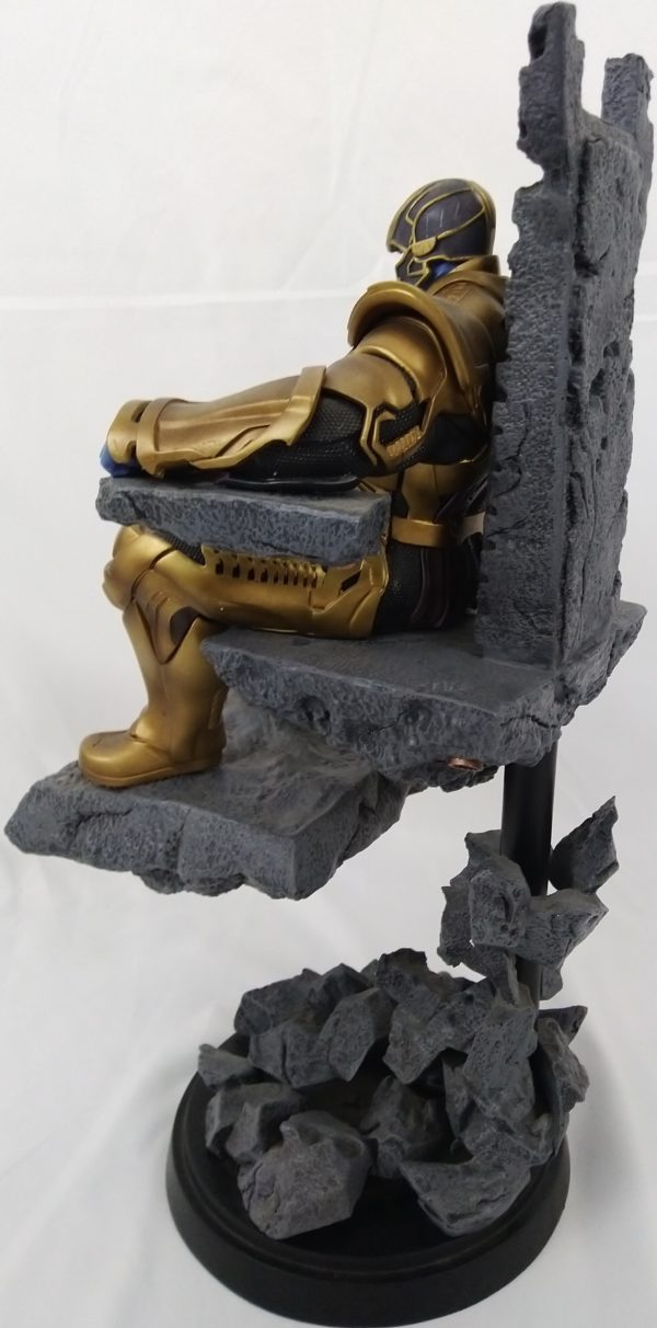 Statue THANOS - 36 cm - Deluxe - Iron studio