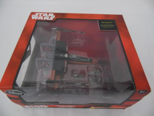 Véhicule star wars - The Force Awakens Poe's X-WING Fighter