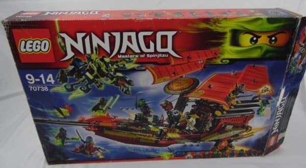 LEGO Ninjago - N° 70738 - L'ultime QG des Ninjas