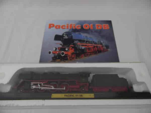 Maquette Train miniature - Pacific 01 DB