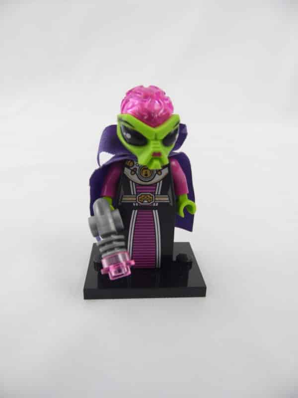 Mini figurine Lego N° 8833 - Série 8 - N°16 - La Reine Alien Maléfique