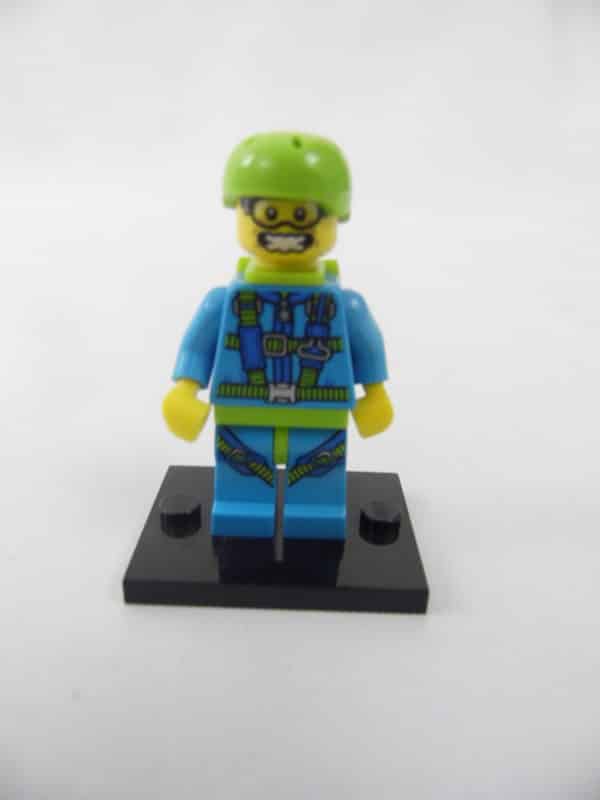 Mini figurine Lego N° 71001 - Série 10 - N°06 - Le Parachutiste