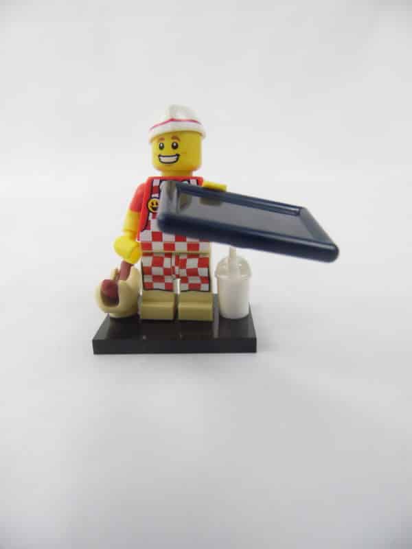 Mini figurine Lego N° 71018 - Série 17 - N°06 - Le vendeur de Hot-dogs