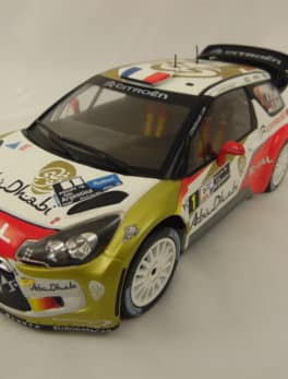 Voiture Rally - 1/18 - N°1 Citroën DS3 WRC 2013 de Sébastien LOEB / Daniel ELENA