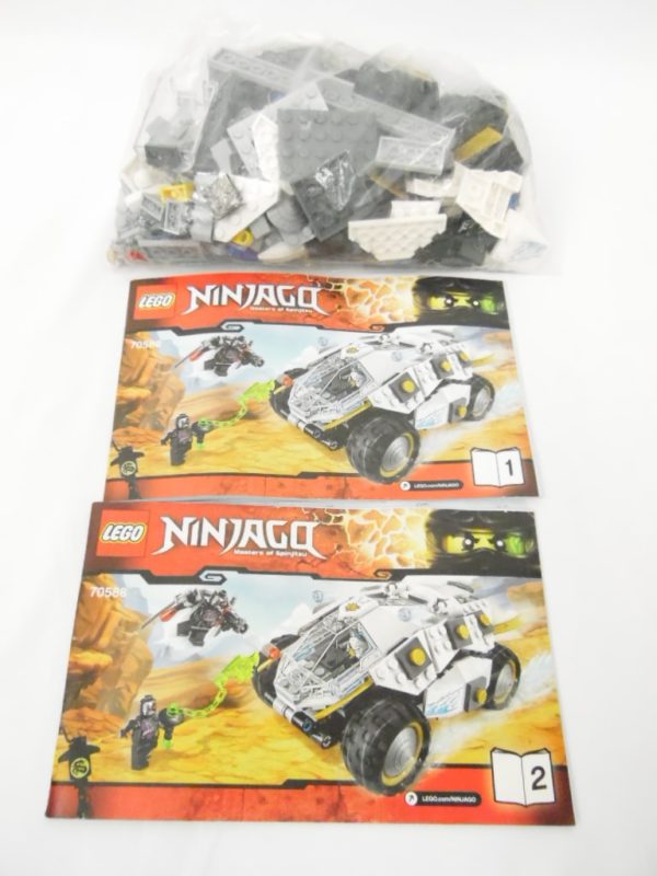 LEGO Ninjago - N° 70588 - Le tumbler du ninja de titane