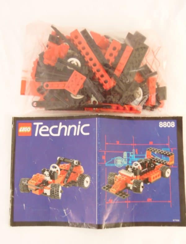 Lego Technic - N° 8808 - F1 racer