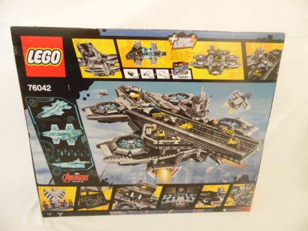 LEGO N° 76042 - Super Heros - The shield Helicarrier