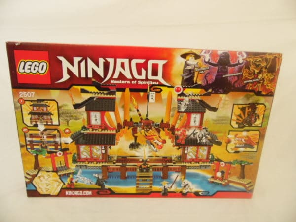 LEGO N° 2507 - Ninjago - Temple du feu