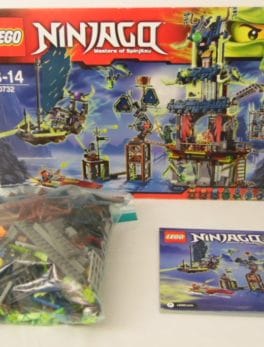 LEGO Ninjago - N° 70732 - Ville de Stiix
