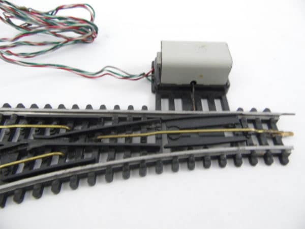 Aiguillage électromécanique JEP HO - 3 rails