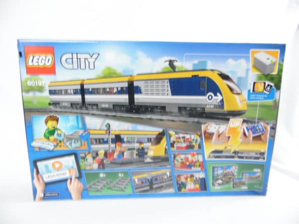 LEGO City - N° 60197 - Le train de passagers télécommandé