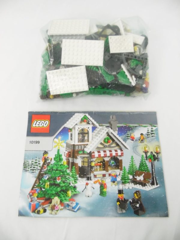 LEGO Creator - N° 10199 - Le magasin de jouets de Noël