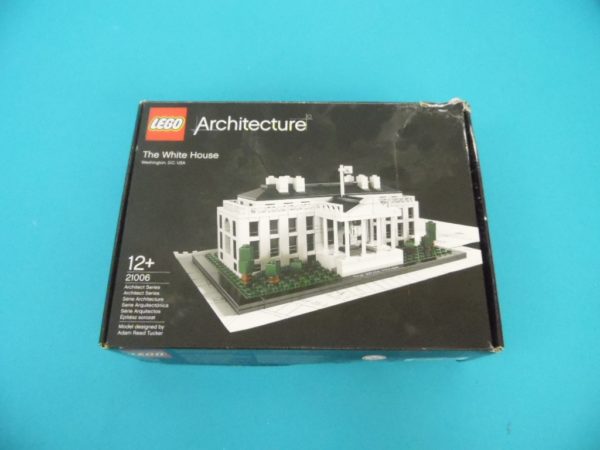 LEGO Architecture - 21006 - The White House