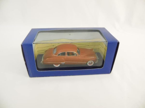 Voiture miniature TINTIN "Au pays de l'or noir" - N°10