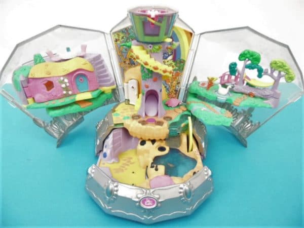 Le pays des merveilles - Polly Pocket Jewel Fairies