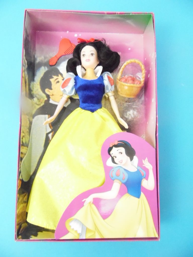 Poupée Princesse Disney Blanche Neige 30 cm