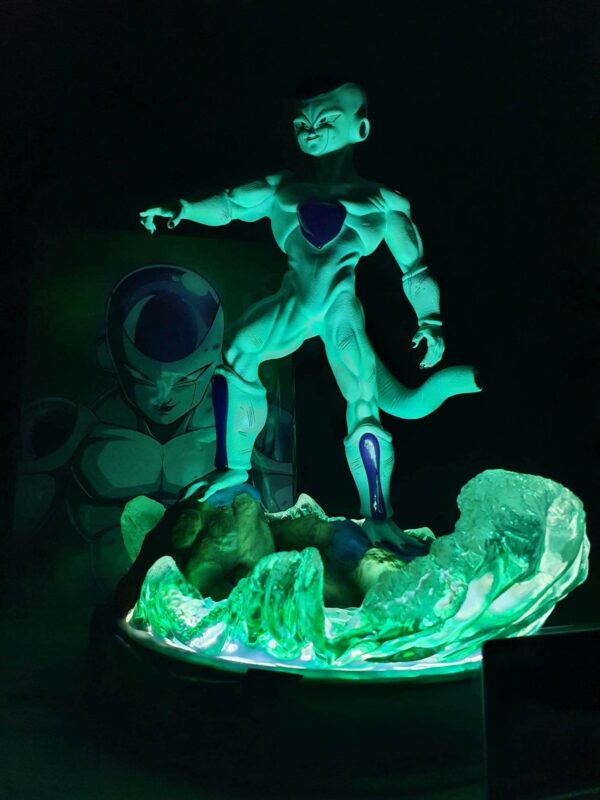 Figurine Led Dragon Ball - Freezer - KRC Studio - 1/6